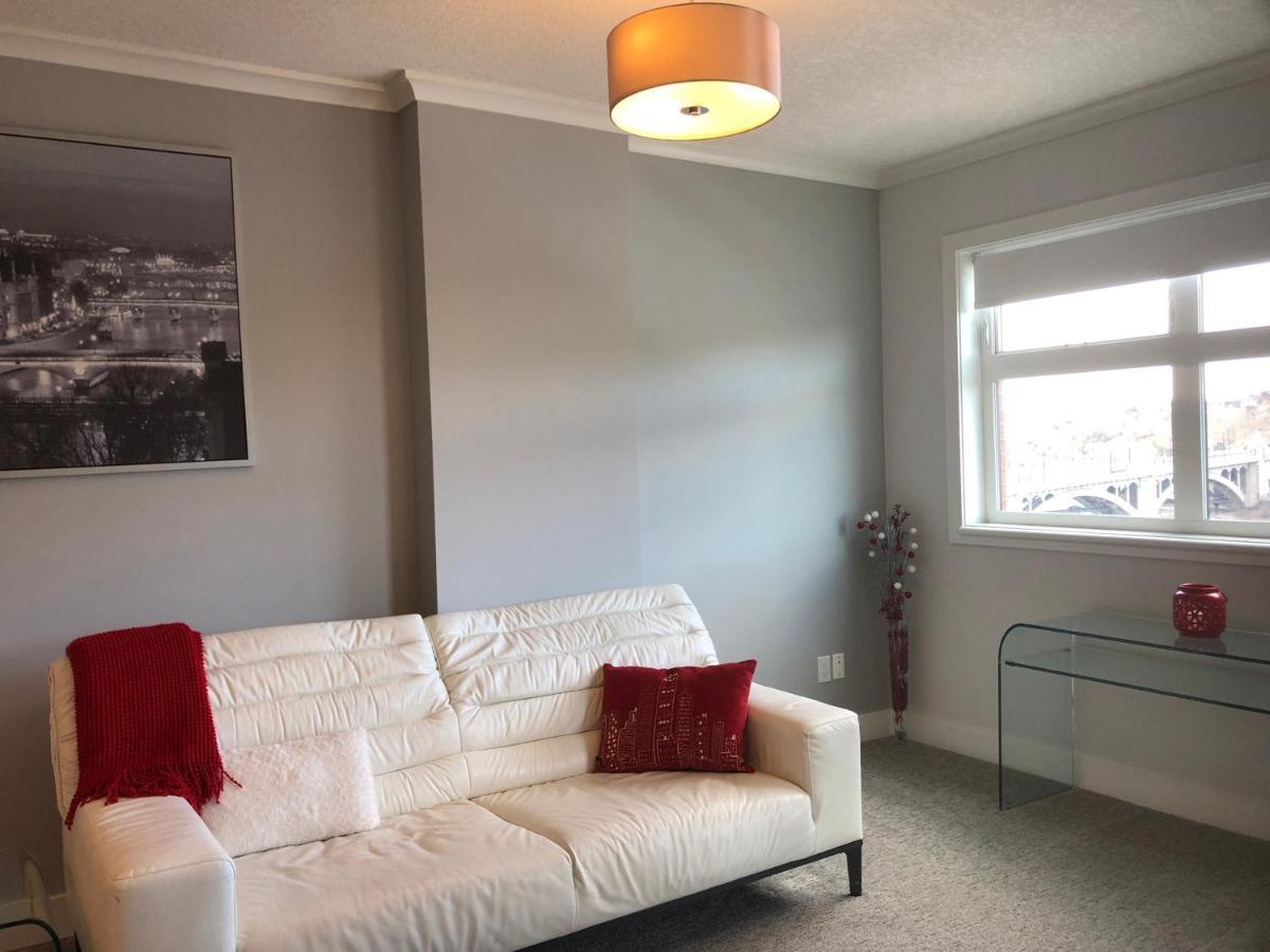 Amicable, Cozy, High Speed Internet, Sleeps 2 Riverview Downtown Apartment YYC Exterior foto